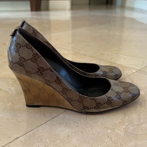Gucci G print wedge size 9 1/2 - Picture 3 of 10